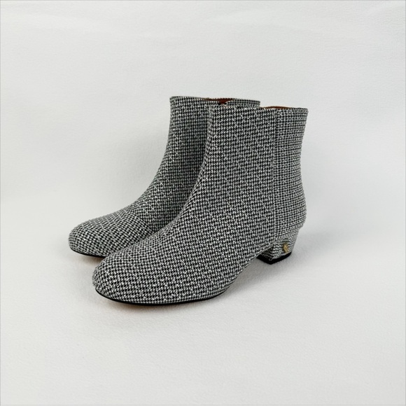 Kurt Geiger Big Kid Booties - Picture 1 of 8